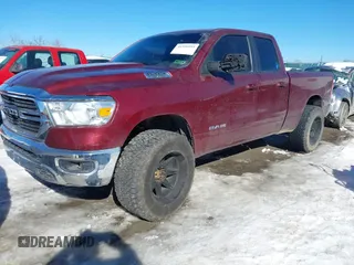 2021 Ram 1500 Big Horn с VIN 1C6SRFBT5MN760207, выставлен на аукционе IAAI как лот 41326935 с пробегом 58 667 миль миль и . История ставок и продаж доступна на DreamBid. Изображение 2.