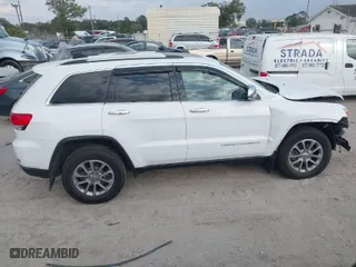 2015 Jeep Grand Cherokee Limited with VIN 1C4RJFBG8FC753817, listed as a IAAI auction lot 41247003 with 86,658 mi miles. Bid and sale history available at carsss.com. Image 14.