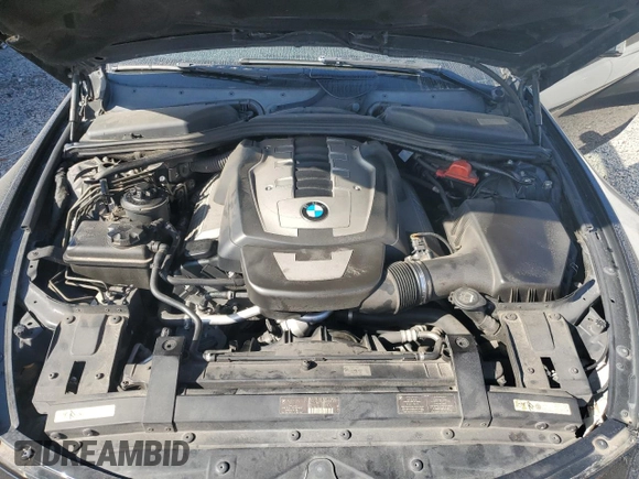 2006 BMW 6 Series 650Ci z VIN WBAEK13426CN77735, wystawiony jako Copart lot #43308245 z przebiegiem 87 584 mil mil oraz Szkoda całkowita • Salvage title. Historia ofert i sprzedaży dostępna na DreamBid. Obrazek 11.