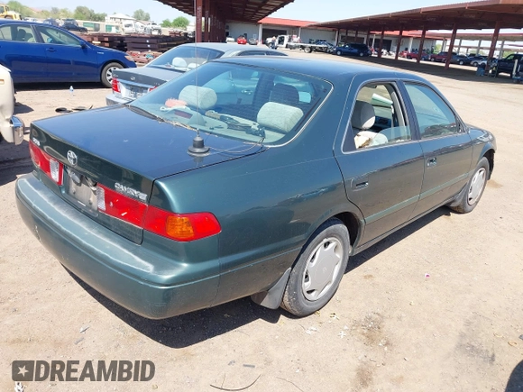 2000 Toyota Camry CE z VIN 4T1BG22K9YU931157, wystawiony jako IAAI lot #42370152 z przebiegiem 222 721 mil mil oraz . Historia ofert i sprzedaży dostępna na DreamBid. Obrazek 4.