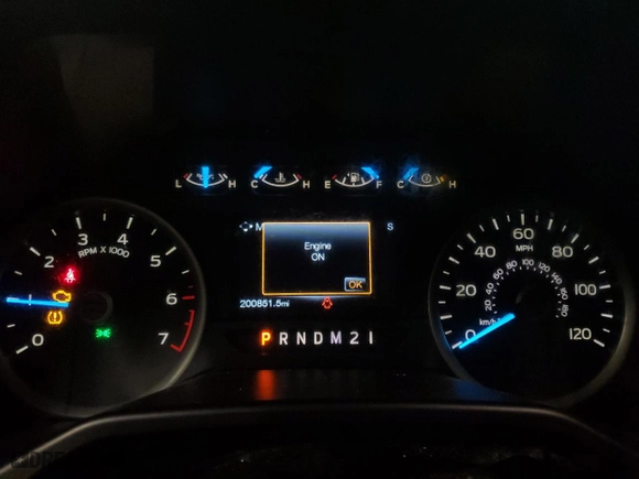 2015 Ford F-150 XLT with VIN 1FTEW1EF7FKE09665, listed as a Copart auction lot 49110755 with 200,851 mi miles and Salvage Title. Bid and sale history available at carsss.com. Image 9.