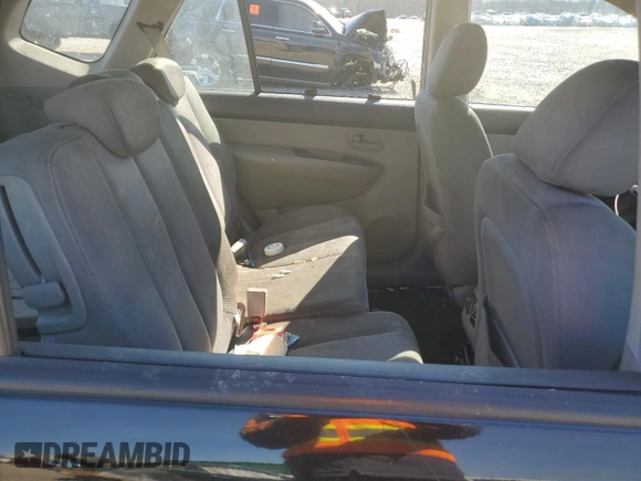 2007 Kia Rondo LX Base with VIN KNAFG525X77090378, listed as a Copart auction lot 45618045 with Not Provided miles and Salvage Title. Bid and sale history available at carsss.com. Image 12.