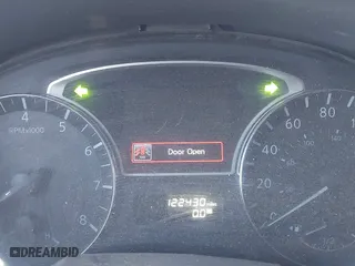 2015 Nissan Altima 2.5 with VIN 1N4AL3AP2FN917886, listed as a IAAI auction lot 41722769 with 122,430 mi miles. Bid and sale history available at carsss.com. Image 7.