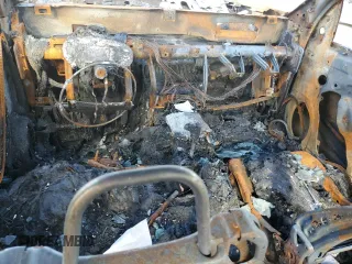 2021 Chevrolet Colorado 4WD Z71 z VIN 1GCGTDENXM1168262, wystawiony jako Copart lot #48330685 z przebiegiem Nie podano mil oraz Nie do naprawy • Non repairable. Historia ofert i sprzedaży dostępna na DreamBid. Obrazek 8.