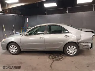 2006 Toyota Camry STD with VIN 4T1BE32K66U677710, listed as a IAAI auction lot 41824974 with 170,083 mi miles. Bid and sale history available at carsss.com. Image 14.