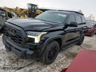 2024 Toyota Sequoia SR5 with VIN 7SVAAABA9RX045915, listed as a Copart auction lot 45540045 with 10,639 mi miles and Salvage Title. Bid and sale history available at carsss.com. Image 1.