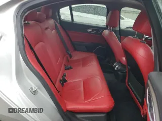 2020 Alfa Romeo Giulia Ti Sport z VIN ZARFAMBN9L7635579, wystawiony jako Copart lot #56565595 z przebiegiem 33 039 mil mil oraz Szkoda całkowita • Salvage title. Historia ofert i sprzedaży dostępna na DreamBid. Obrazek 10.