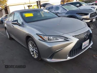 2020 Lexus ES 350 Luxury with VIN 58AEZ1B14LU054653, listed as a IAAI auction lot 42616483 with 59,515 mi miles and . Bid and sale history available at DreamBid. Image 1.