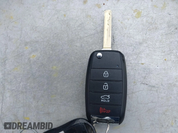 2019 Kia Sorento LX z VIN 5XYPGDA33KG537484, wystawiony jako IAAI lot #41441778 z przebiegiem 99 170 mil mil oraz . Historia ofert i sprzedaży dostępna na DreamBid. Obrazek 11.