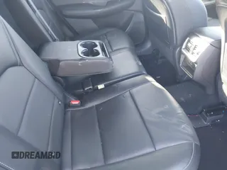 2023 Infiniti QX55 Luxe z VIN 3PCAJ5JR7PF109627, wystawiony jako IAAI lot #41213605 z przebiegiem 16 561 mil mil oraz . Historia ofert i sprzedaży dostępna na DreamBid. Obrazek 8.