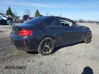 2018 BMW M2 z VIN WBS1J5C53J7B70153, wystawiony jako Copart lot #47081155 z przebiegiem Nie podano mil oraz Szkoda całkowita • Salvage title. Historia ofert i sprzedaży dostępna na DreamBid. Obrazek 3.