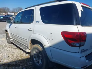2006 Toyota Sequoia SR5 with VIN 5TDZT34A56S276120, listed as a IAAI auction lot 41390519 with 328,802 mi miles. Bid and sale history available at carsss.com. Image 3.