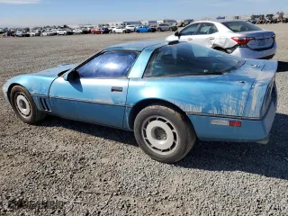 1987 Chevrolet Corvette with VIN 1G1YY2188H5104027, listed as a Copart auction lot 77622314 with 155,147 mi miles and Clean Title. Bid and sale history available at carsss.com. Image 2.