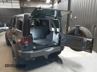 2017 Jeep Wrangler Unlimited Sahara z VIN 1C4BJWEG5HL746971, wystawiony jako IAAI lot #41959241 z przebiegiem 47 458 mil mil oraz . Historia ofert i sprzedaży dostępna na DreamBid. Obrazek 3.