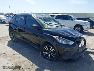 2018 Nissan Kicks SV with VIN 3N1CP5CU6JL510350, listed as a IAAI auction lot 41709428 with 110,080 mi miles. Bid and sale history available at carsss.com. Image 1.