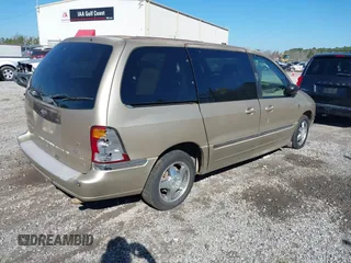 2000 Ford Windstar SEL with VIN 2FMZA5346YBB11125, listed as a IAAI auction lot 41643333 with 251,023 mi miles and . Bid and sale history available at carsss.com. Image 4.