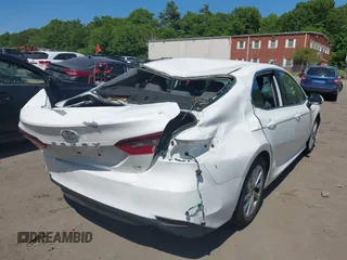 2023 Toyota Camry LE z VIN 4T1C11AK0PU145781, wystawiony jako IAAI lot #42404456 z przebiegiem 53 657 mil mil oraz . Historia ofert i sprzedaży dostępna na DreamBid. Obrazek 4.