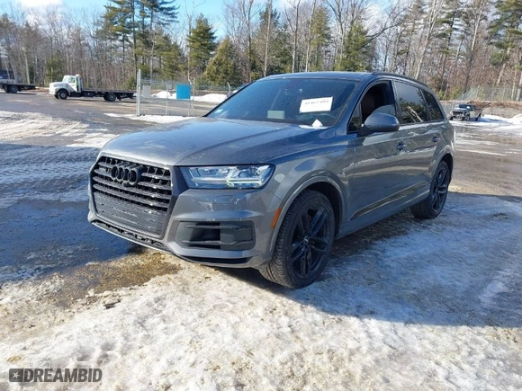 2017 Audi Q7 Prestige with VIN WA1VABF76HD046837, listed as a IAAI auction lot 41467499 with 116,011 mi miles. Bid and sale history available at carsss.com. Image 2.