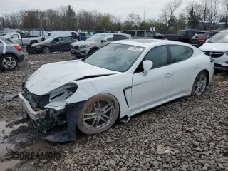 2015 Porsche Panamera 4 with VIN WP0AA2A73FL001692, listed as a Copart auction lot 51846225 with Not Provided miles and Salvage Title. Bid and sale history available at DreamBid. Image 1.