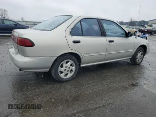 1996 Nissan Sentra XE z VIN 1N4AB41D2TC767557, wystawiony jako Copart lot #42553245 z przebiegiem 148 514 mil mil oraz Szkoda całkowita • Salvage title. Historia ofert i sprzedaży dostępna na DreamBid. Obrazek 3.