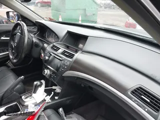 2014 Honda Crosstour EX-L with VIN 5J6TF2H57EL004084, listed as a IAAI auction lot 42020402 with 116,356 mi miles. Bid and sale history available at carsss.com. Image 5.