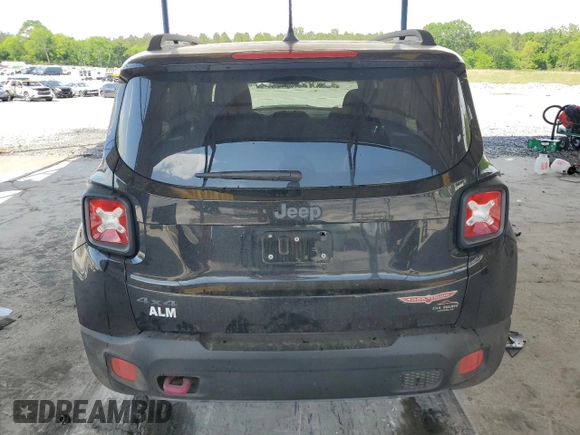 2017 Jeep Renegade Trailhawk z VIN ZACCJBCB6HPE38630, wystawiony jako Copart lot #54205235 z przebiegiem 84 745 mil mil oraz Szkoda całkowita • Salvage title. Historia ofert i sprzedaży dostępna na DreamBid. Obrazek 6.