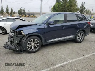 2017 Mitsubishi Outlander SE z VIN JA4AD3A30HZ028787, wystawiony jako Copart lot #60242905 z przebiegiem 136 595 mil mil oraz Szkoda całkowita • Salvage title. Historia ofert i sprzedaży dostępna na DreamBid. Obrazek 1.
