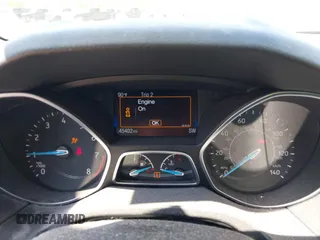 2017 Ford Focus SE с VIN 1FADP3FE2HL244170, выставлен на аукционе IAAI как лот 42281389 с пробегом 45 402 миль миль и . История ставок и продаж доступна на DreamBid. Изображение 7.