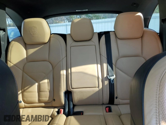2017 Porsche Cayenne with VIN WP1AA2A28HKA87982, listed as a Copart auction lot 88981545 with 114,759 mi miles and Salvage title. Bid and sale history available at DreamBid. Image 10.