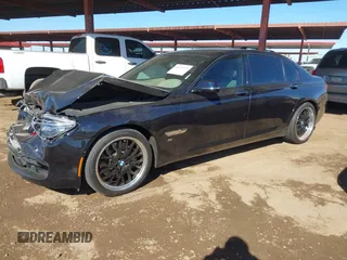 2014 BMW 7 Series ALPINA B7 with VIN WBAYE8C58ED135475, listed as a IAAI auction lot 41417075 with 102,364 mi miles. Bid and sale history available at carsss.com. Image 17.