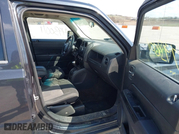 2014 Jeep Patriot Sport with VIN 1C4NJRBB8ED820851, listed as a IAAI auction lot 41930011 with 155,340 mi miles and . Bid and sale history available at carsss.com. Image 5.
