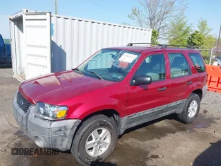 2005 Ford Escape XLS Value с VIN 1FMYU92Z65DA19297, выставлен на аукционе IAAI как лот 42061223 с пробегом 333 813 миль миль и . История ставок и продаж доступна на DreamBid. Изображение 2.