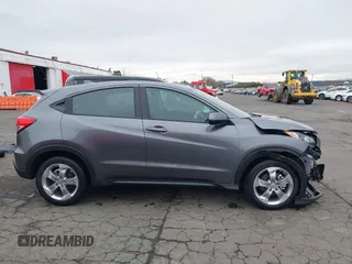 2021 Honda HR-V LX with VIN 3CZRU6H38MM723587, listed as a IAAI auction lot 41749519 with 38,211 mi miles. Bid and sale history available at carsss.com. Image 14.