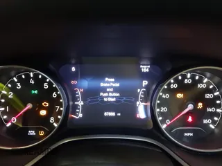 2018 Jeep Compass Limited with VIN 3C4NJDCB4JT482046, listed as a IAAI auction lot 42471049 with 67,666 mi miles and . Bid and sale history available at DreamBid. Image 7.