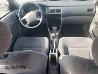 2001 Chevrolet Prizm z VIN 1Y1SK52811Z447352, wystawiony jako Copart lot #73916394 z przebiegiem 89 265 mil mil oraz Szkody całkowita. Historia ofert i sprzedaży dostępna na DreamBid. Obrazek 8.