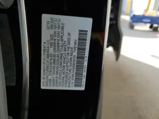2024 Honda Odyssey EX-L with VIN 5FNRL6H64RB036234, listed as a Copart auction lot 68109994 with 106 mi miles and Salvage Title. Bid and sale history available at DreamBid. Image 14.