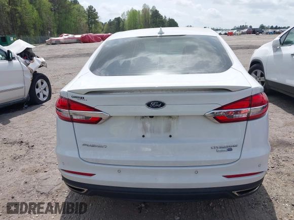 2019 Ford Fusion Titanium with VIN 3FA6P0D91KR140260, listed as a IAAI auction lot 41931629 with 95,207 mi miles. Bid and sale history available at carsss.com. Image 16.