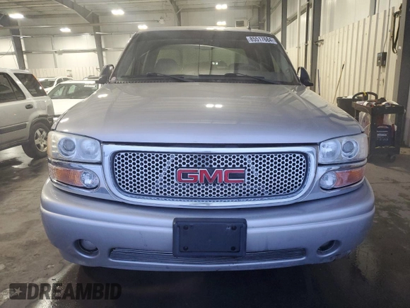 2006 GMC Sierra Denali z VIN 2GTEK63N661185470, wystawiony jako Copart lot #85517684 z przebiegiem 154 457 mil mil oraz Szkoda całkowita • Salvage title. Historia ofert i sprzedaży dostępna na DreamBid. Obrazek 5.