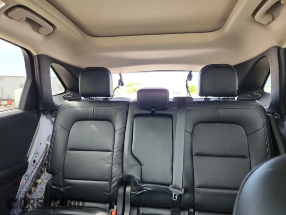 2020 Ford Escape SEL with VIN 1FMCU0H62LUA71848, listed as a Copart auction lot 60888705 with 70,759 mi miles and Salvage title. Bid and sale history available at DreamBid. Image 10.