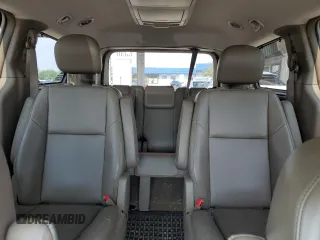 2012 Volkswagen Routan SE z VIN 2C4RVABG7CR391702, wystawiony jako Copart lot #57144765 z przebiegiem 97 122 mil mil oraz Szkoda całkowita • Salvage title. Historia ofert i sprzedaży dostępna na DreamBid. Obrazek 10.