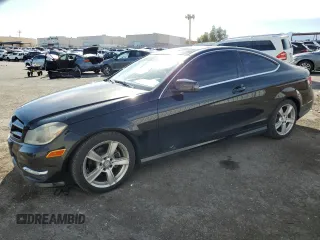 2014 Mercedes-Benz C-Class C 250 with VIN WDDGJ4HB8EG278853, listed as a Copart auction lot 48591335 with 136,113 mi miles and Salvage Title. Bid and sale history available at carsss.com. Image 1.