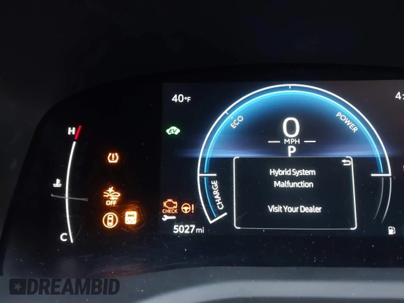 2025 Toyota Camry LE z VIN 4T1DAACK5SU523507, wystawiony jako IAAI lot #41389041 z przebiegiem 5 027 mil mil oraz . Historia ofert i sprzedaży dostępna na DreamBid. Obrazek 15.