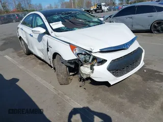 2014 Hyundai Sonata Hybrid Limited with VIN KMHEC4A42EA105142, listed as a IAAI auction lot 41890975 with 86,416 mi miles. Bid and sale history available at carsss.com. Image 1.