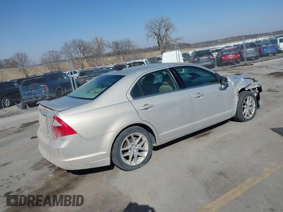 2010 Ford Fusion SEL with VIN 3FAHP0JG8AR255772, listed as a IAAI auction lot 41704257 with 169,547 mi miles. Bid and sale history available at carsss.com. Image 4.