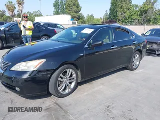 2008 Lexus ES 330 z VIN JTHBJ46G682232845, wystawiony jako IAAI lot #42430862 z przebiegiem 211 364 mil mil oraz . Historia ofert i sprzedaży dostępna na DreamBid. Obrazek 2.