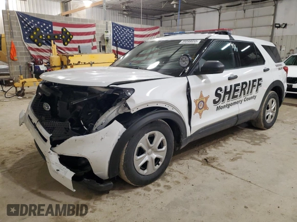 2024 Ford Police Interceptor Utility z VIN 1FM5K8AB7RGA02908, wystawiony jako Copart lot #89098655 z przebiegiem 4 565 mil mil oraz Szkoda całkowita • Salvage title. Historia ofert i sprzedaży dostępna na DreamBid. Obrazek 1.