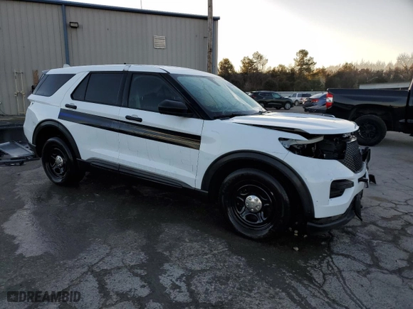 2021 Ford Police Interceptor Utility with VIN 1FM5K8AB8MGA96435, listed as a Copart auction lot 45303085 with 50,920 mi miles and Salvage Title. Bid and sale history available at carsss.com. Image 4.
