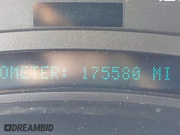 2004 Chevrolet Tahoe LS z VIN 1GNEC13T24R153092, wystawiony jako IAAI lot #42508196 z przebiegiem 175 580 mil mil oraz . Historia ofert i sprzedaży dostępna na DreamBid. Obrazek 16.