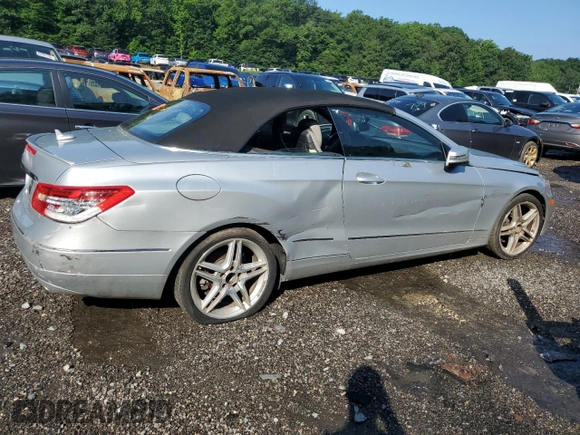 2011 Mercedes-Benz E 350 with VIN WDDKK5GF3BF092205, listed as a Copart auction lot 64381605 with Not provided miles and Salvage title. Bid and sale history available at DreamBid. Image 3.