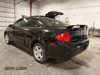 2009 Pontiac G5 z VIN 1G2AS18H797196493, wystawiony jako IAAI lot #42193218 z przebiegiem 208 461 mil mil oraz . Historia ofert i sprzedaży dostępna na DreamBid. Obrazek 3.